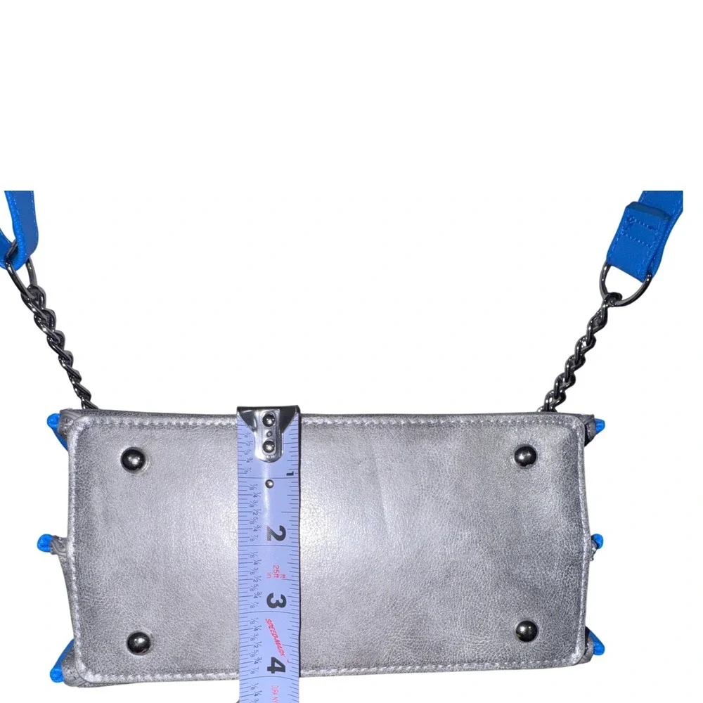 Loungefly Star Wars Jango Fett Chain Strap Crossbody Bag grey blue faux‎ leather